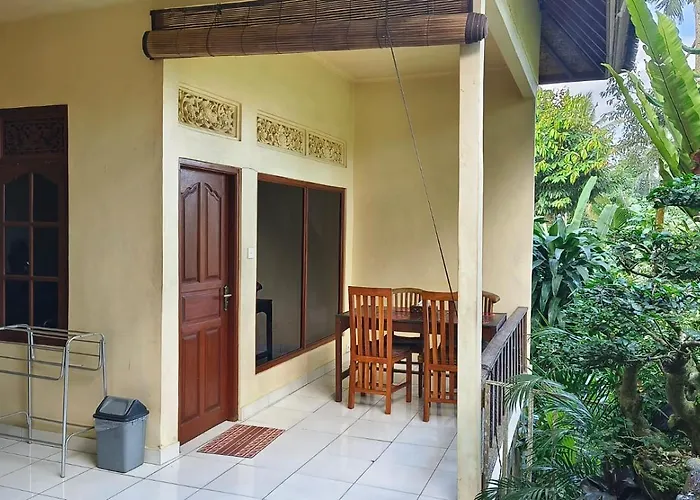 ベッド・アンド・ブレックファスト Rumah Irak Et Kadek Bali 3*